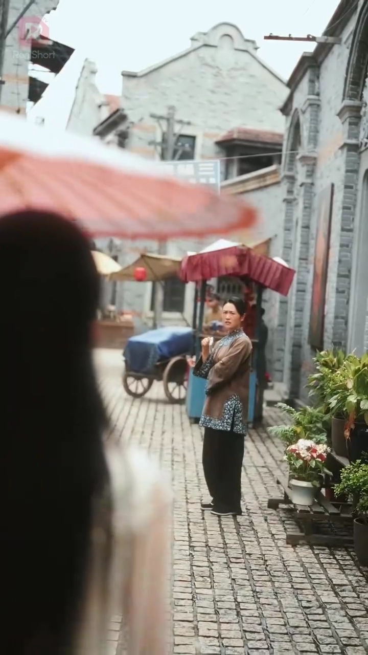 Through Every Life to Find YouFoto