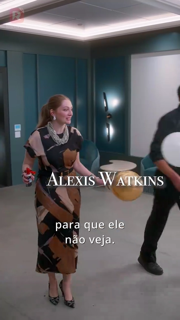 O Romance Da Chefe Em Uma Cidade PequenaFoto