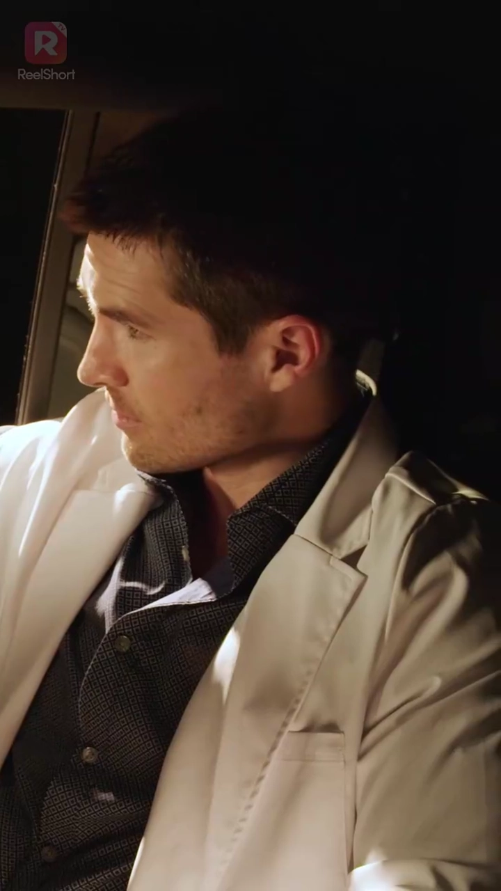 [dublado] O Médico Chefe é o Papai do meu BebêFoto