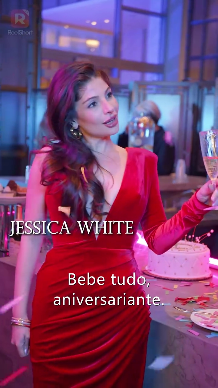 Atenção! Bebê Fofo à Vista!Foto