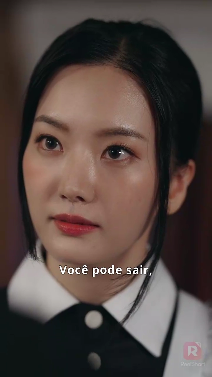 Parceira predestinada da Raposa de Nove CaudasFoto