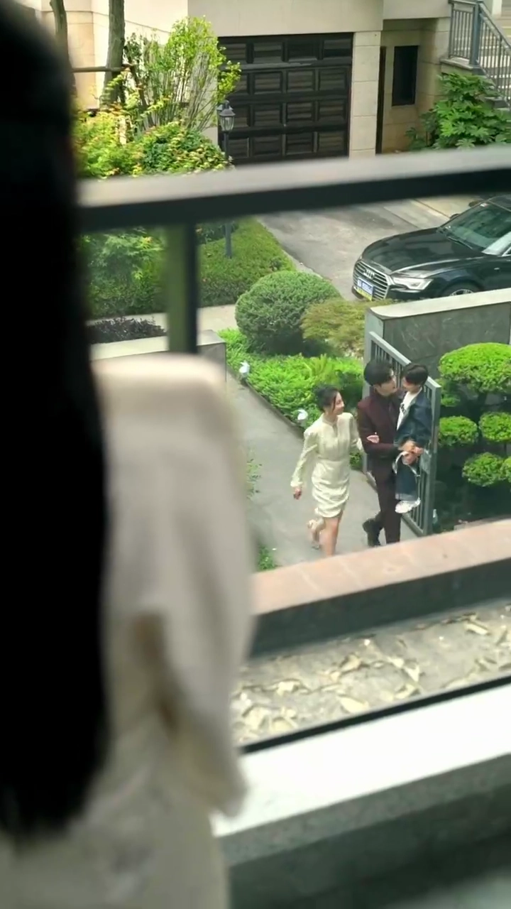 [Versão Dublada] O Retorno MascaradoFoto