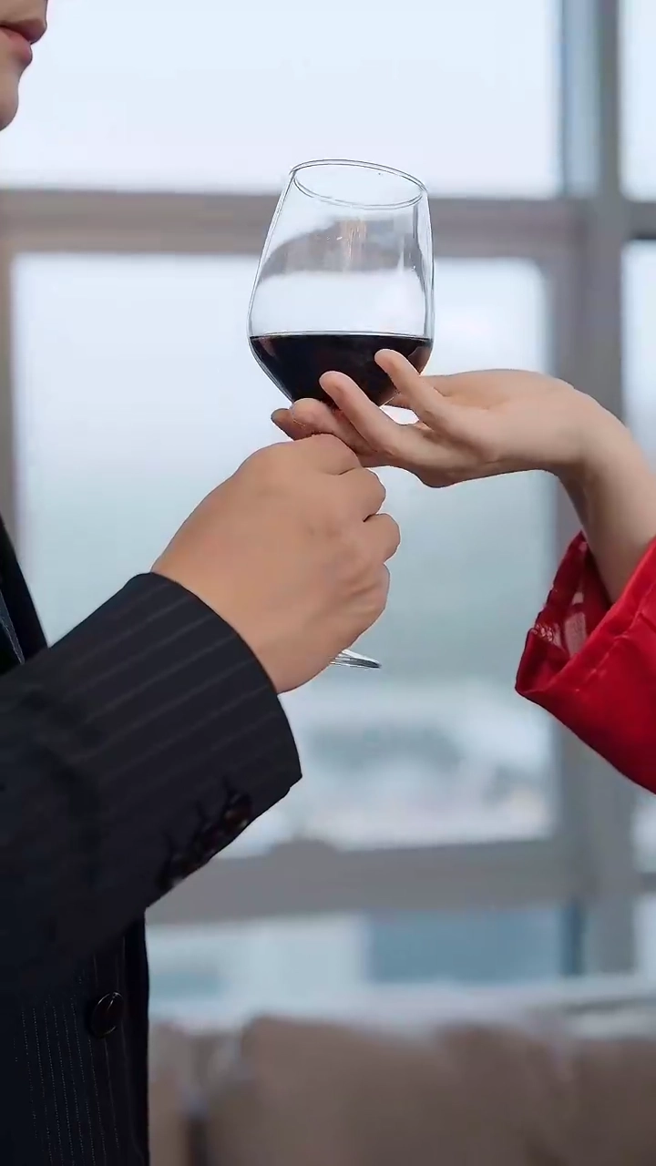 Oops! I Became The Villainess!Photo