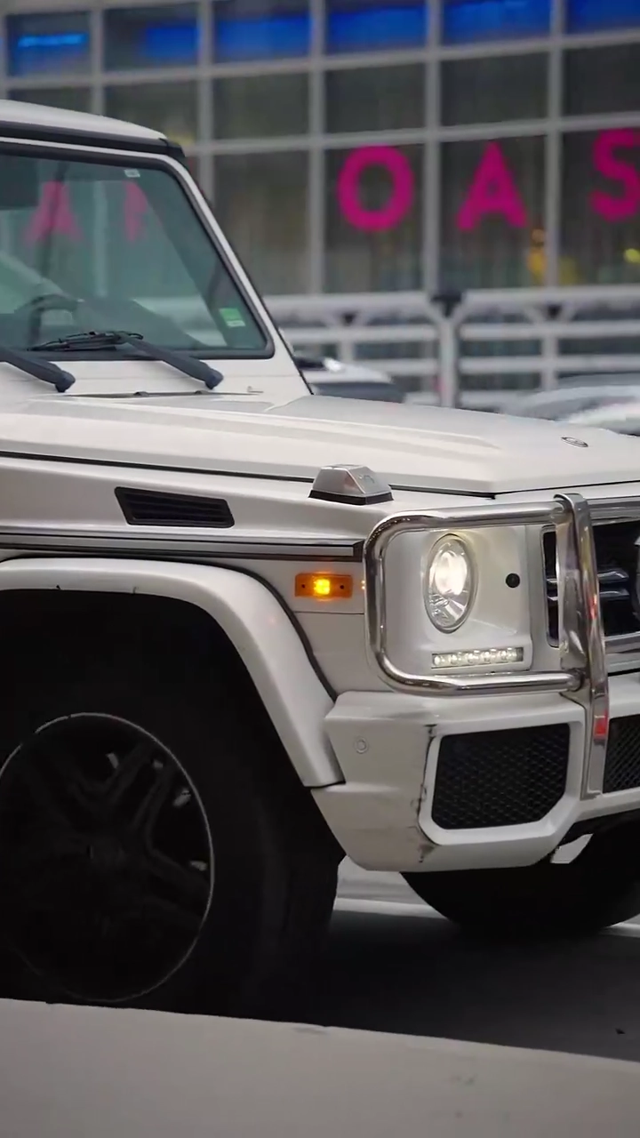 The Billionaire EscortPhoto