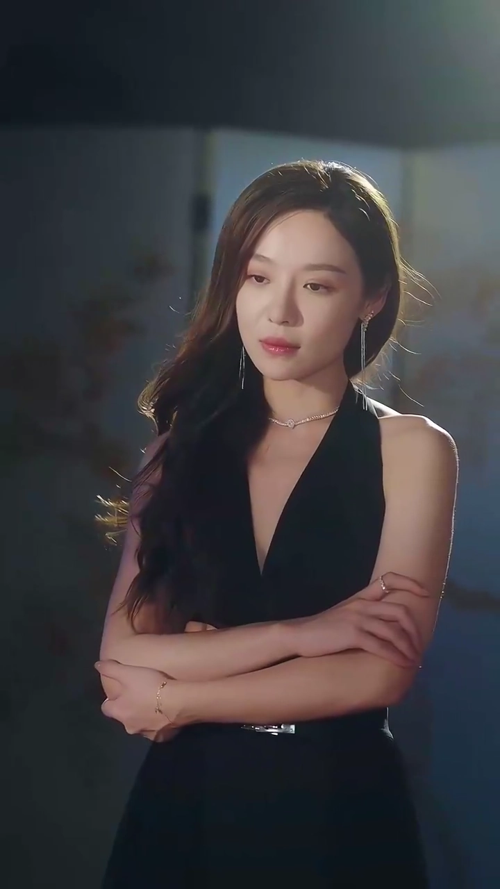 The Heir's Birthday SurprisePhoto