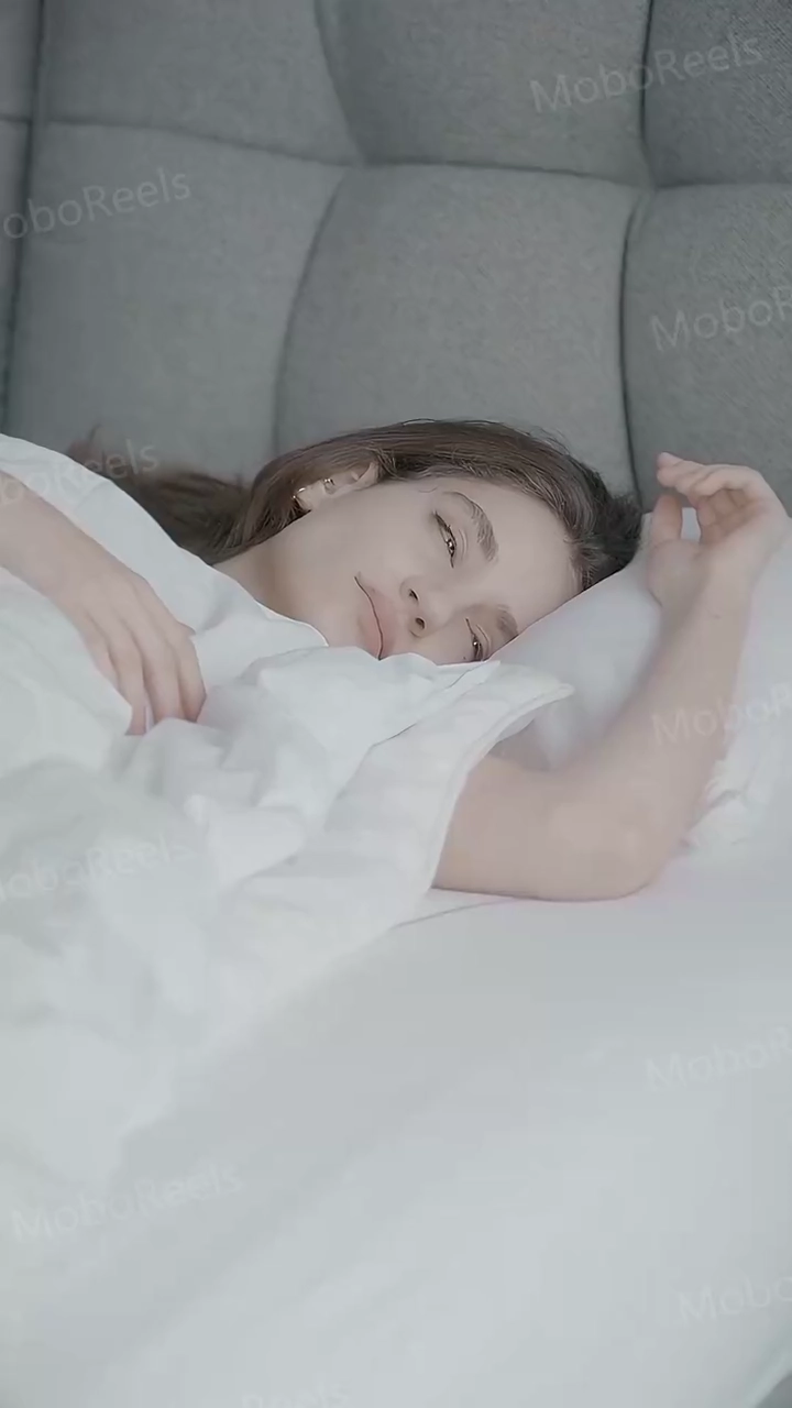 Astaga, Apakah Aku Tidur dengan Bosku?foto