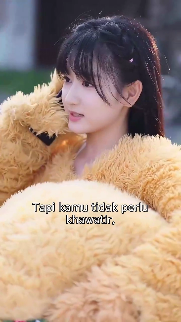 Cinta di Atas Kertas Kontrakfoto