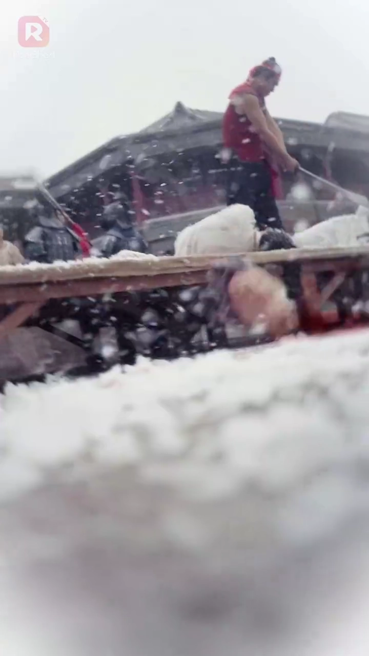 กริชสตรีในวังหลวงรูปภาพ