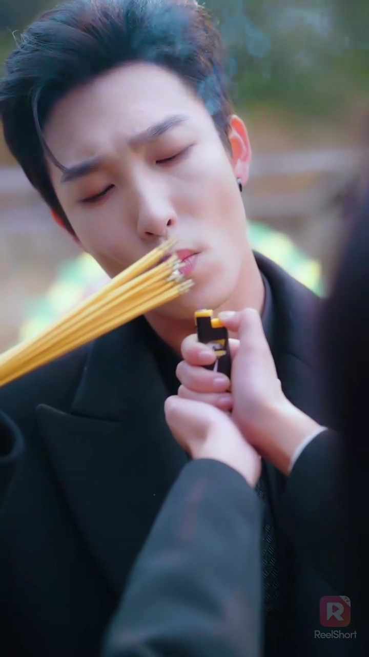 ยอมศิโรราบต่อเสน่ห์ของเธอรูปภาพ