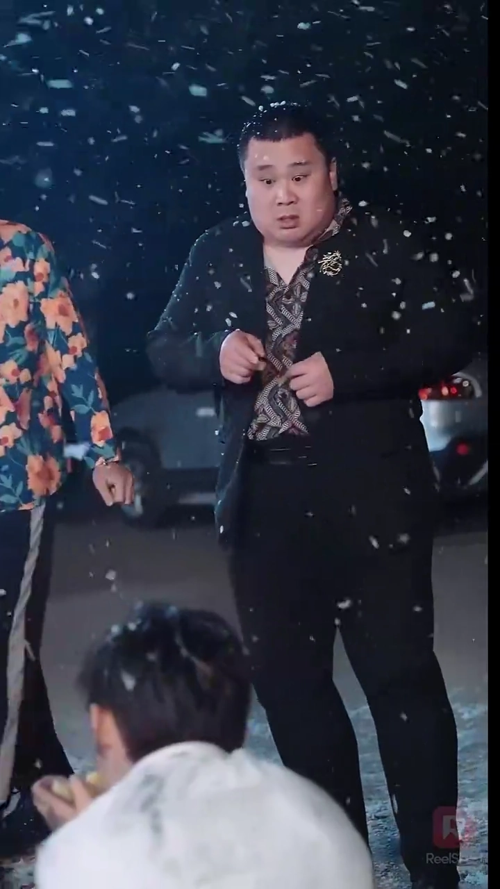 การกลับมาของคนขอทาน ที่เริ่มต้นจากการถูกสาวสวยจับตัวไปรูปภาพ