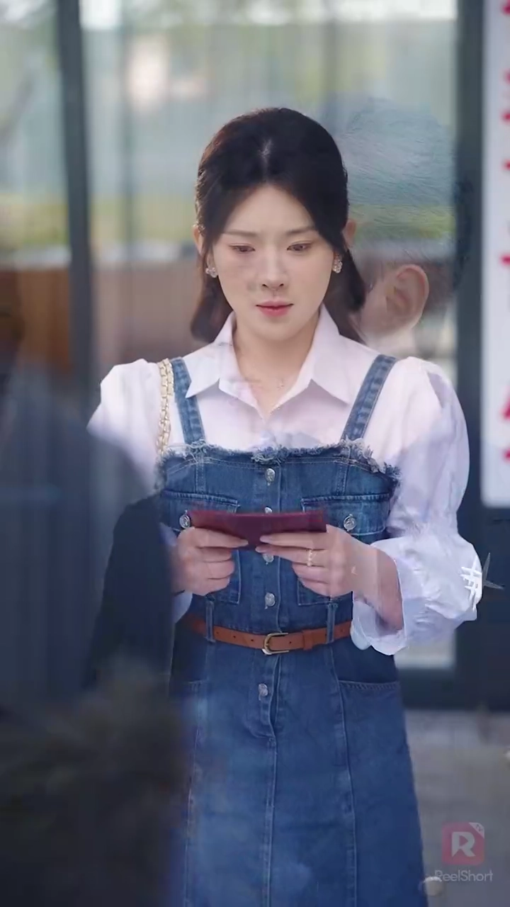 สามีฉันเป็นซีอีโอลับรูปภาพ