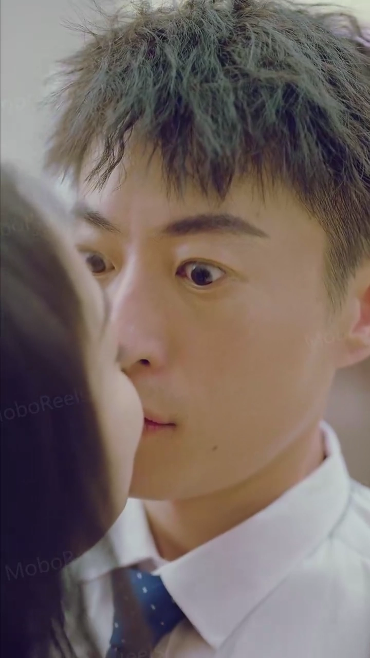 Troca de corpo com minha esposa grávidaFoto