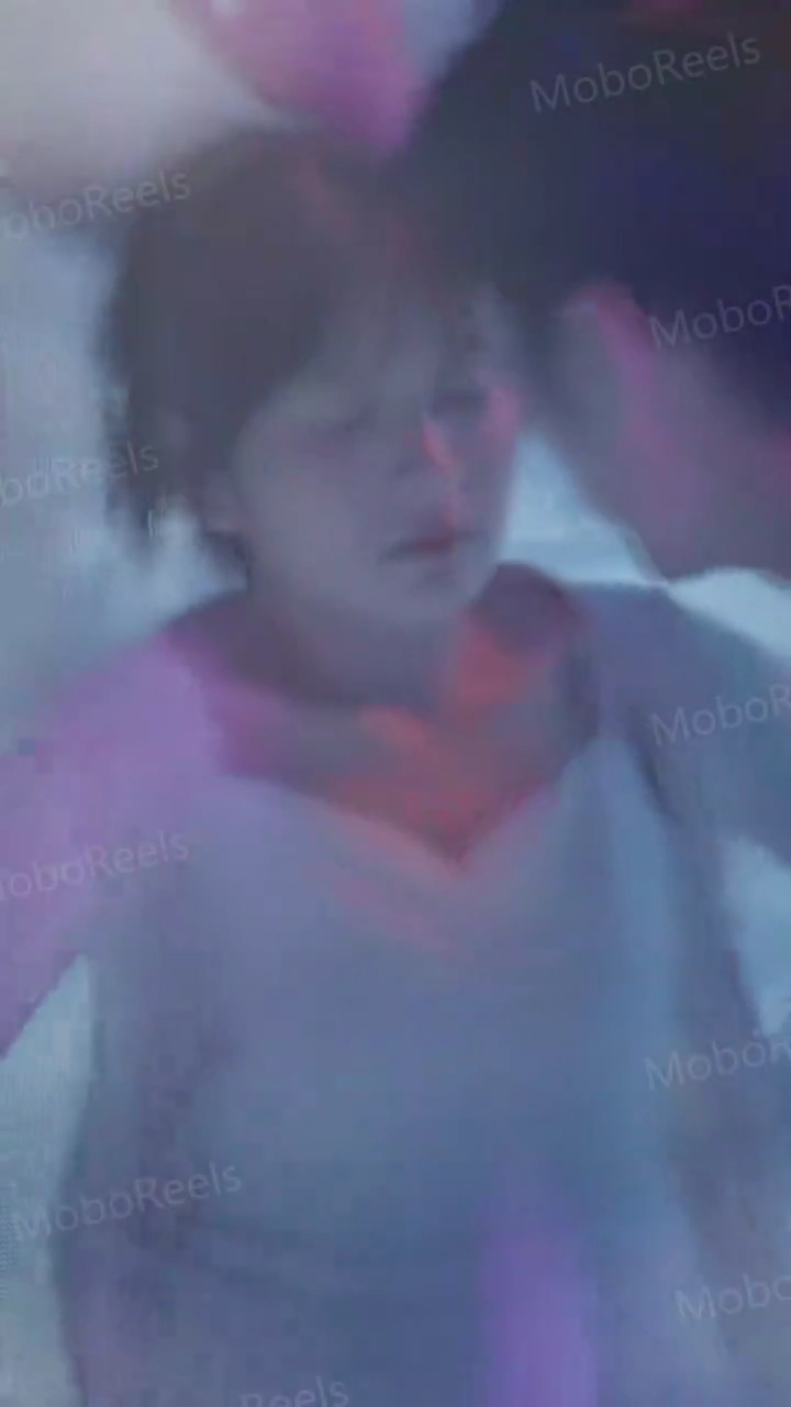 Gêmeas fofas e seu papai CEOFoto