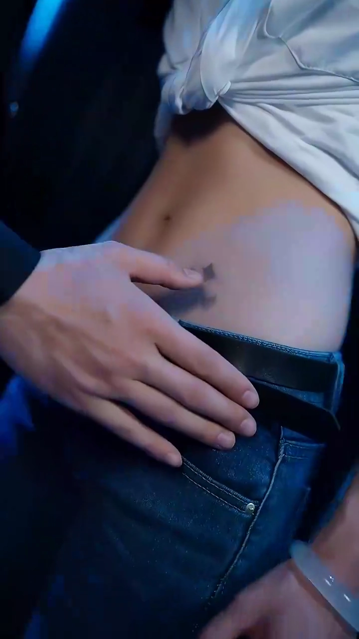 Aimée pour Mourir, Née pour AimerPhoto