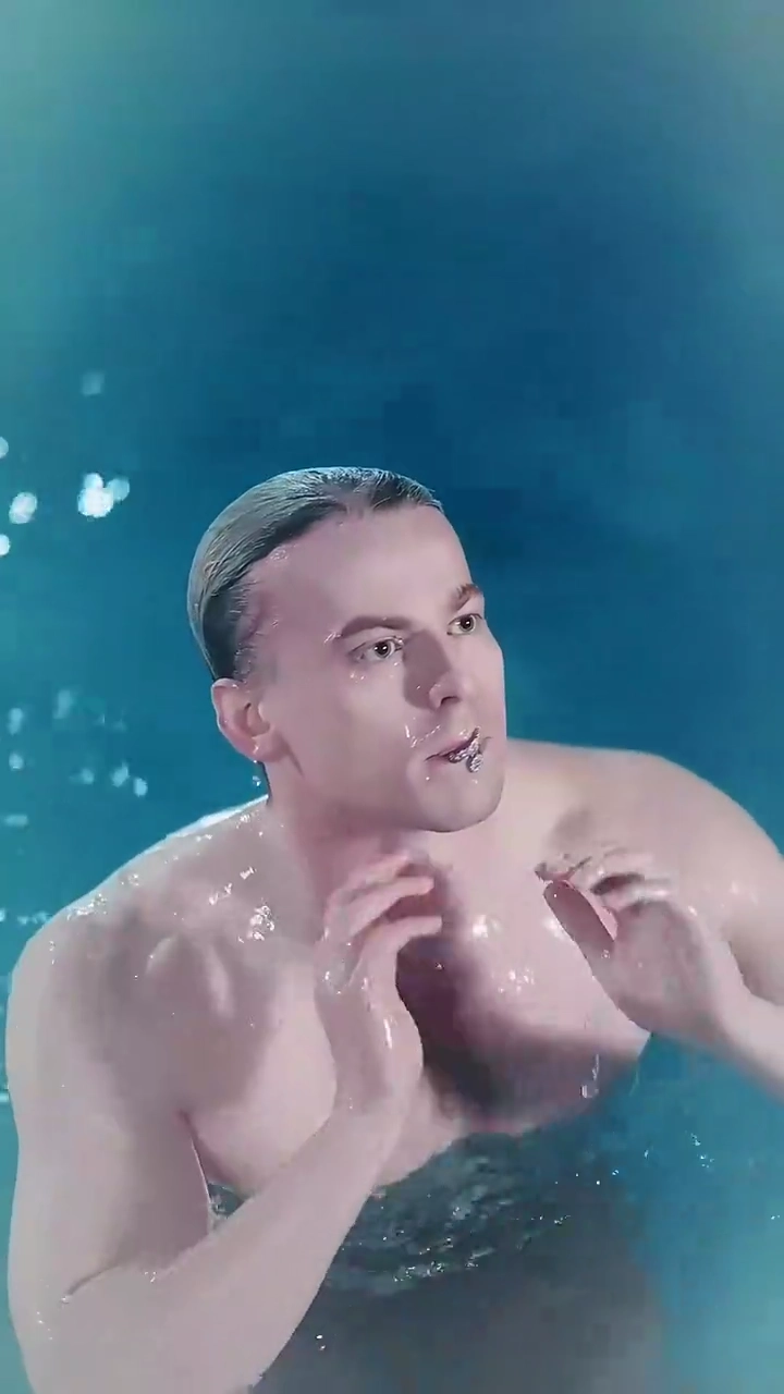 L'Amour au Rendez-vous de l'AdieuPhoto