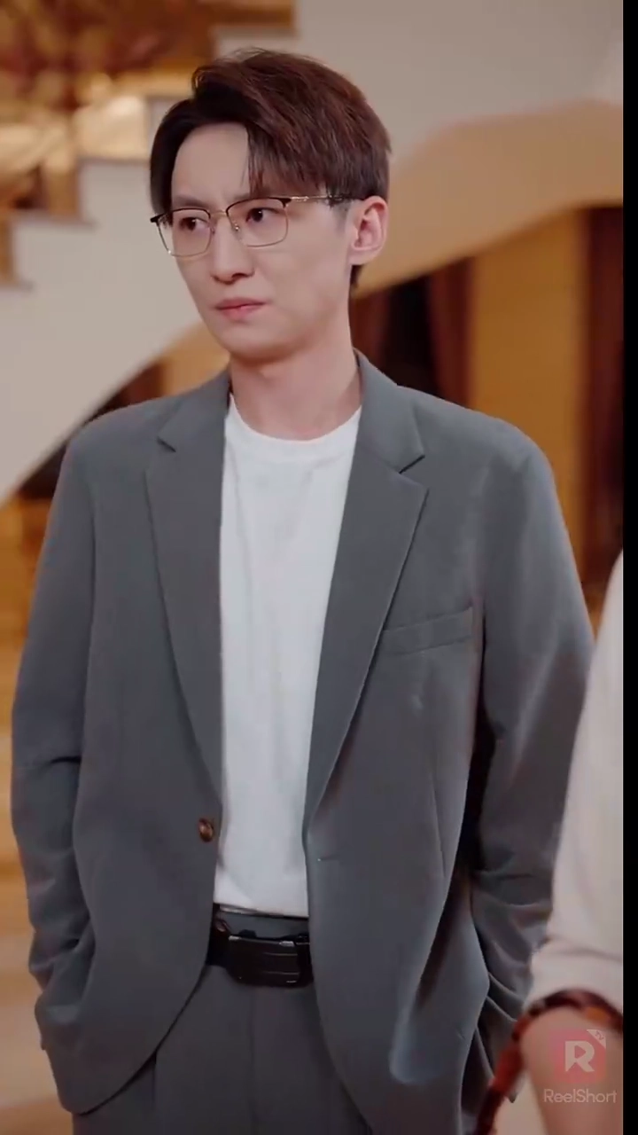 กลับมาเพื่อแก้แค้นรูปภาพ