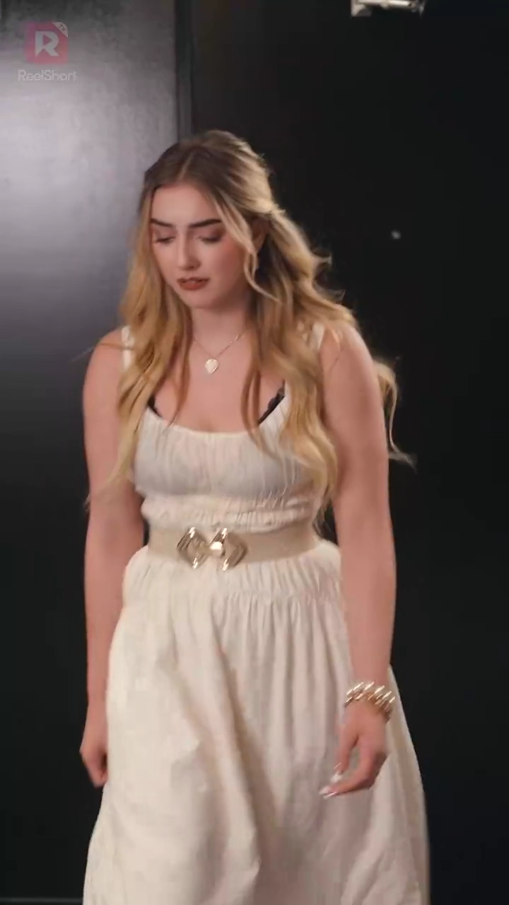 สัมพันธ์ลับห้ามล้ำเส้นรูปภาพ