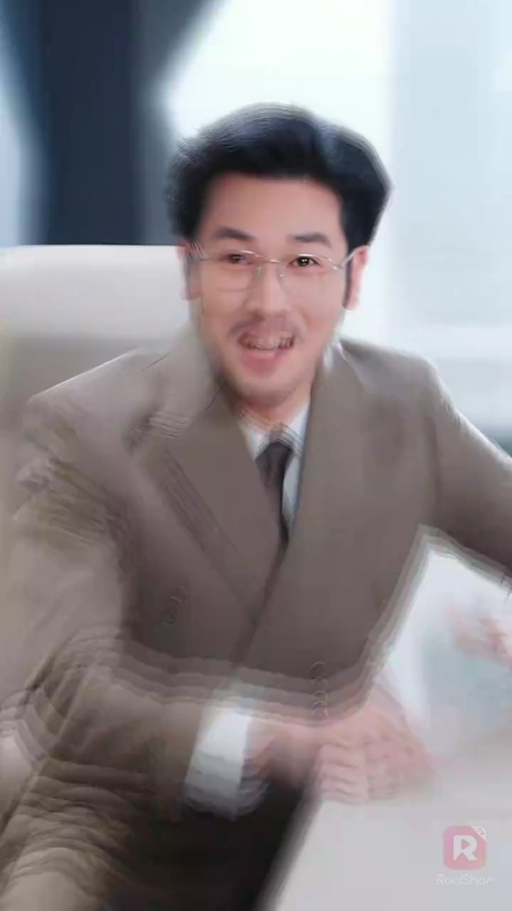 คุณหนูนำโชค ใครอย่าแตะรูปภาพ