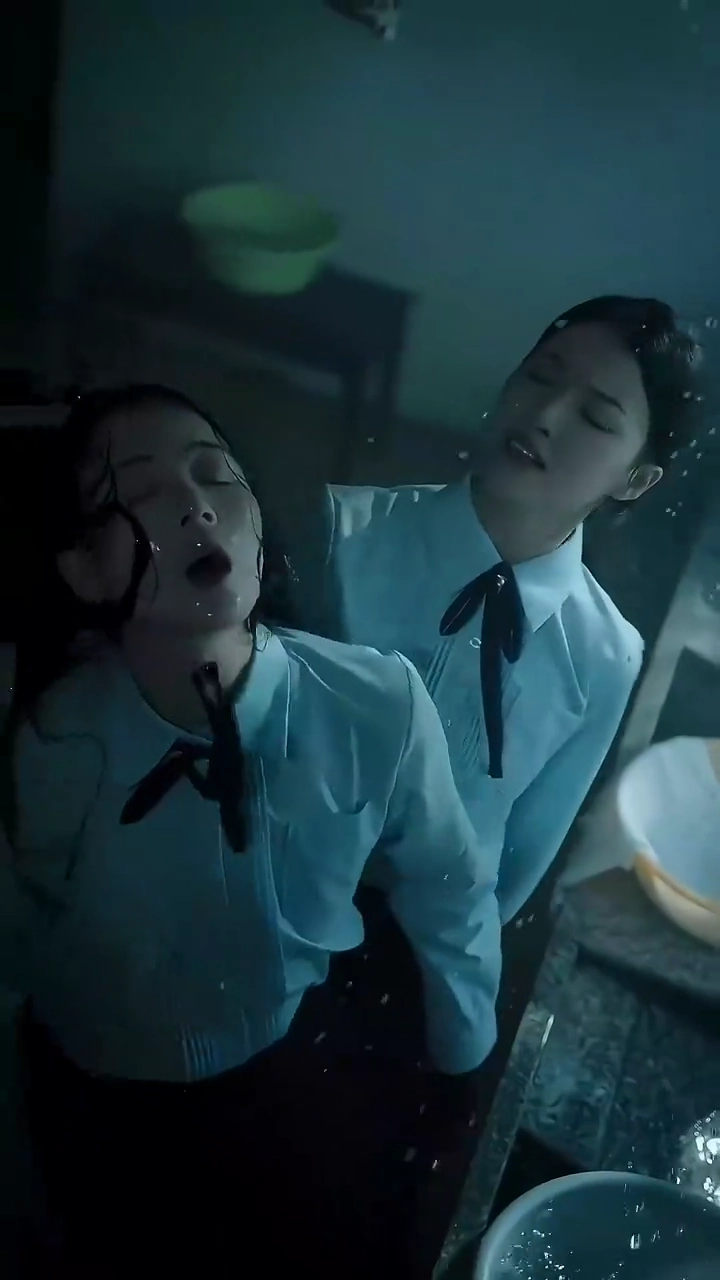 ถูกโลกทิ้ง แต่เธอคนเดียวรูปภาพ