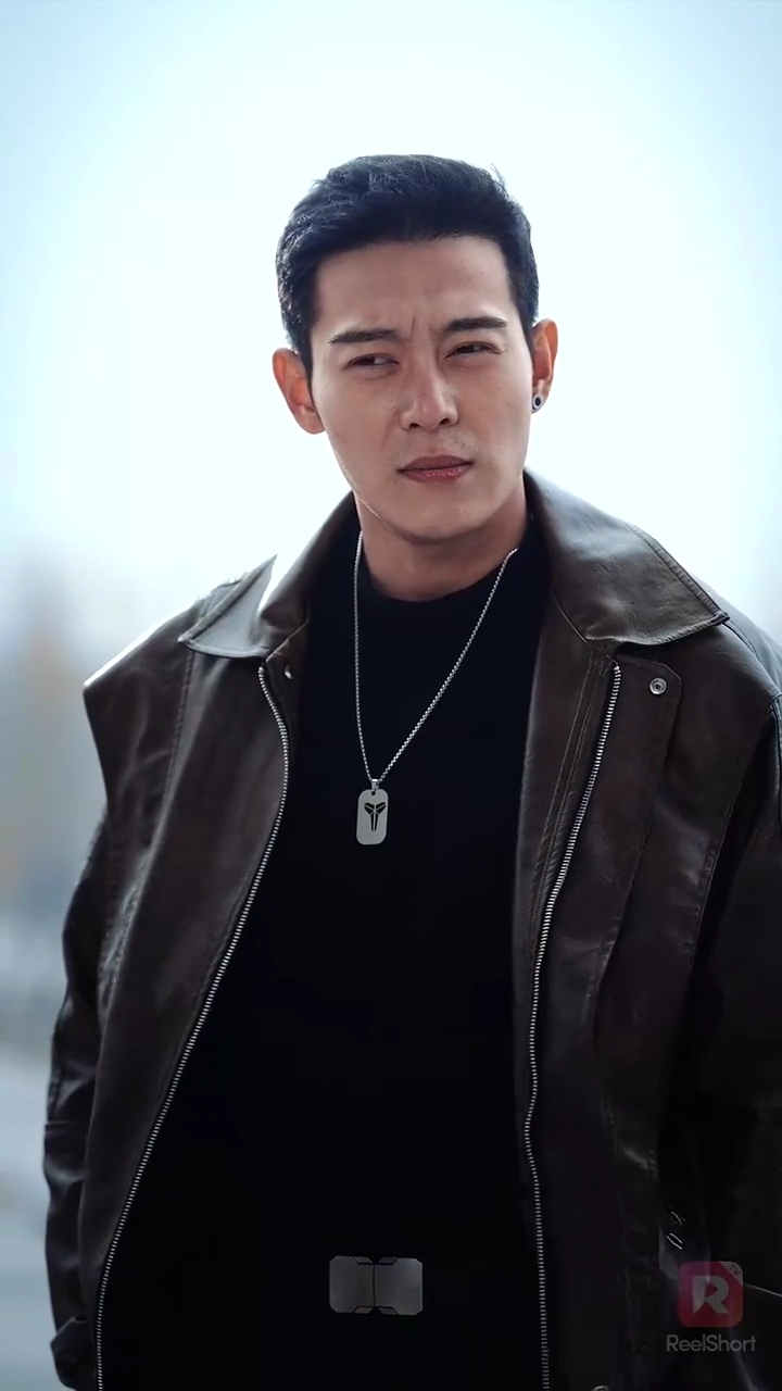 บอดี้การ์ดมือหนึ่ง ของซีอีโอสาวรูปภาพ