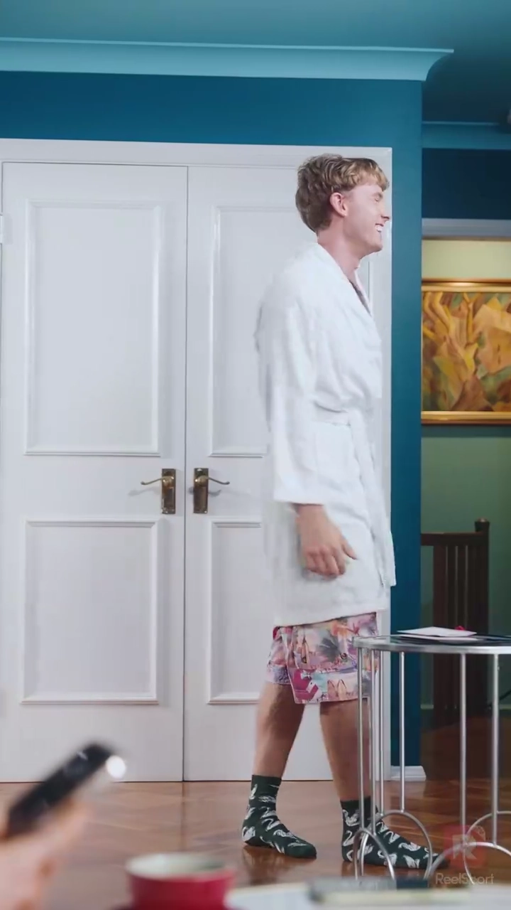 รักหน้าร้อนกับพี่ชายเพื่อนที่แฮมป์ตันรูปภาพ