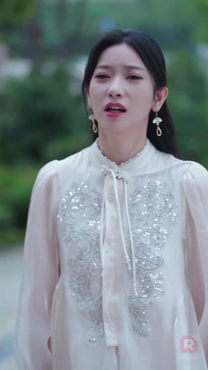 ขอคืนดี? เสียใจด้วย ฉันเจรจางาน ไม่เจรจาใจรูปภาพ