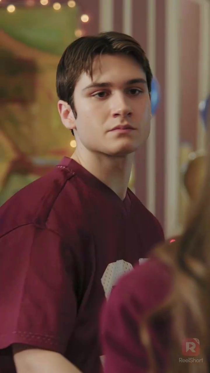 รักในวันที่สายรูปภาพ