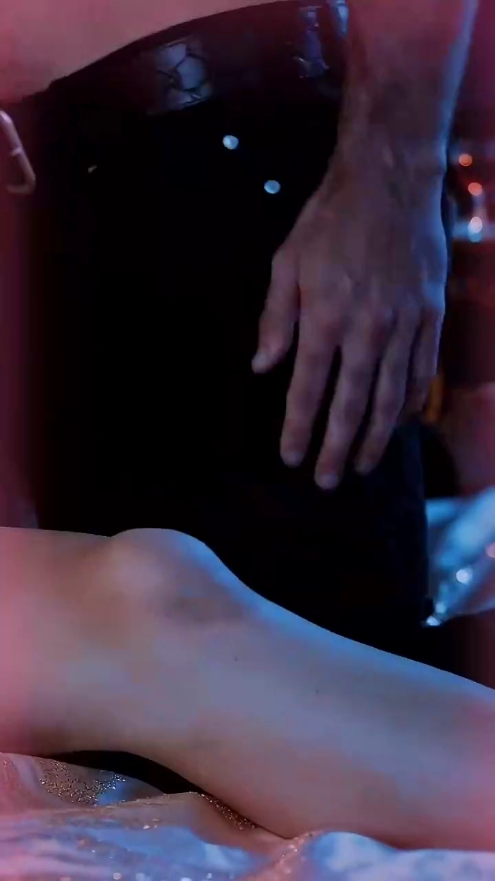 O Alfa Supremo e Sua Companheira RejeitadaFoto