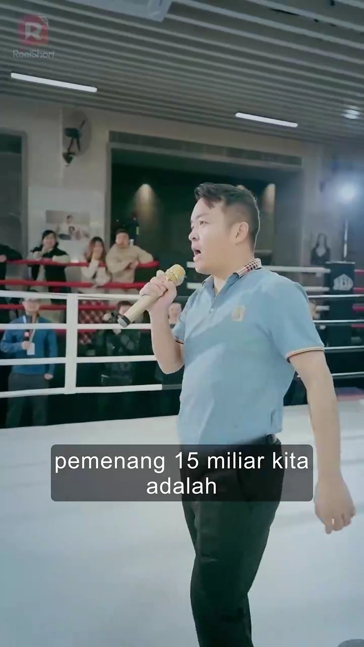 Setelah Perceraian, Lima Saudara Laki-lakiku Memanjakankufoto