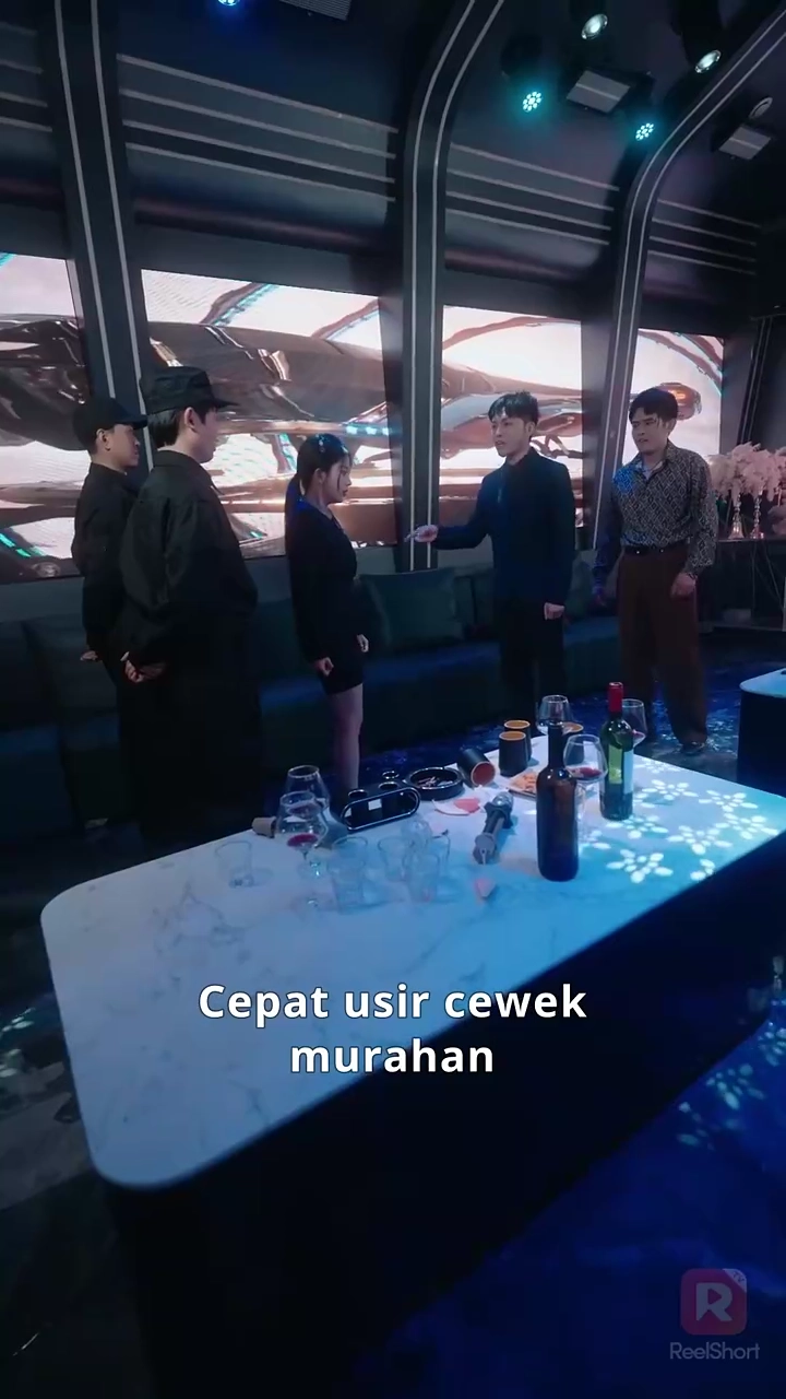 Sekali Gigit, Selamanya Terikatfoto