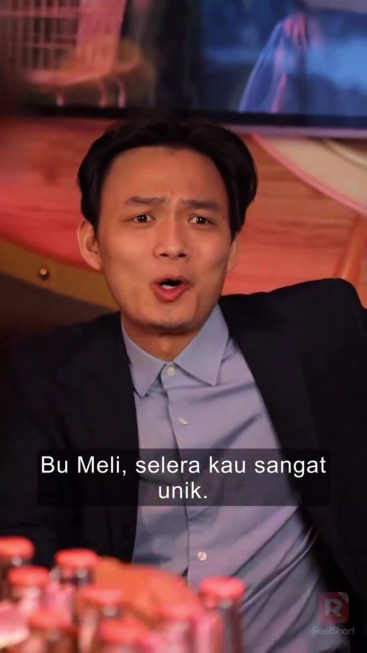 Pengawal yang Tangguh dan Istri CEO yang Cantikfoto