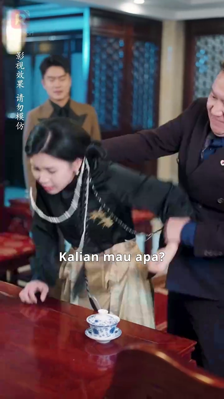 [Versi Dub] Mama Palsu Pewaris Silatfoto