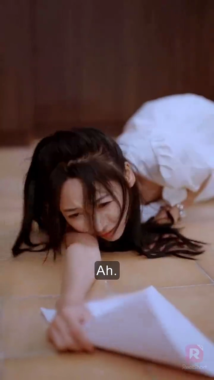 CEO Dingin Menyesal Setelah Berceraifoto