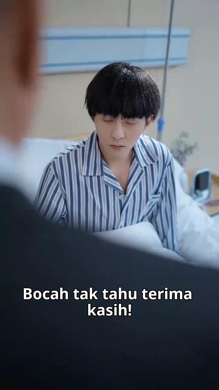 [Versi suara dubbing] Kelahiran Kembali: Bos Kembalifoto