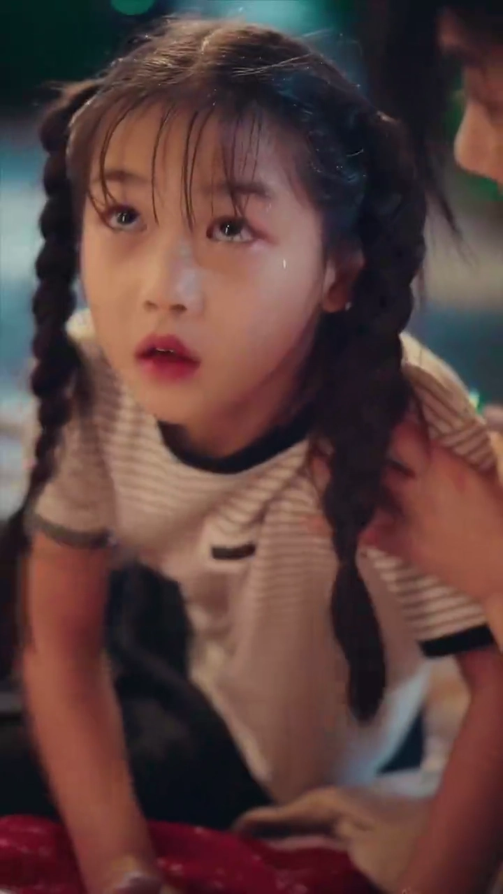 [Versi suara dubbing]  Hati-Hati yang Terikatfoto