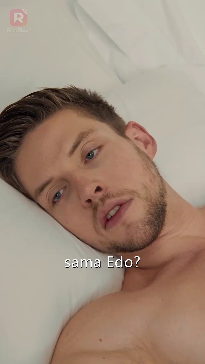 Berpura-puralah Sampai Kamu Mencintaikufoto