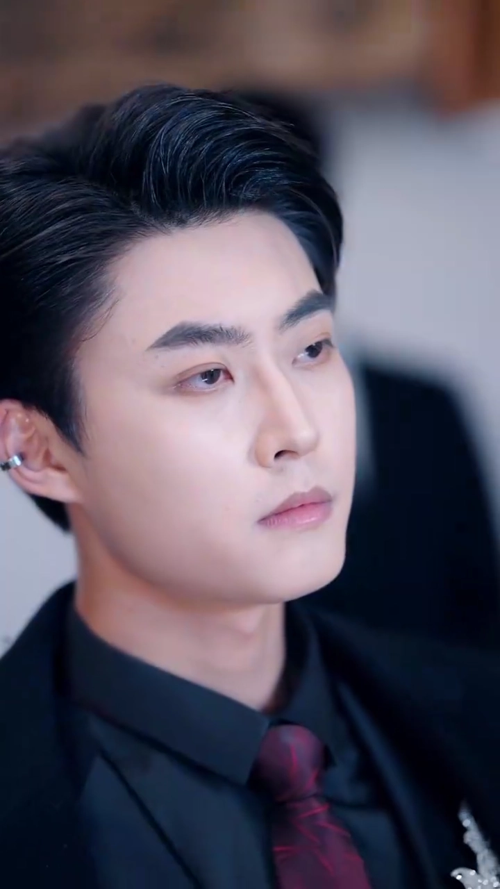 [Versi suara dubbing] Sepuluh Tahun Obsesi, Satu Langkah Menuju Perdugaanfoto