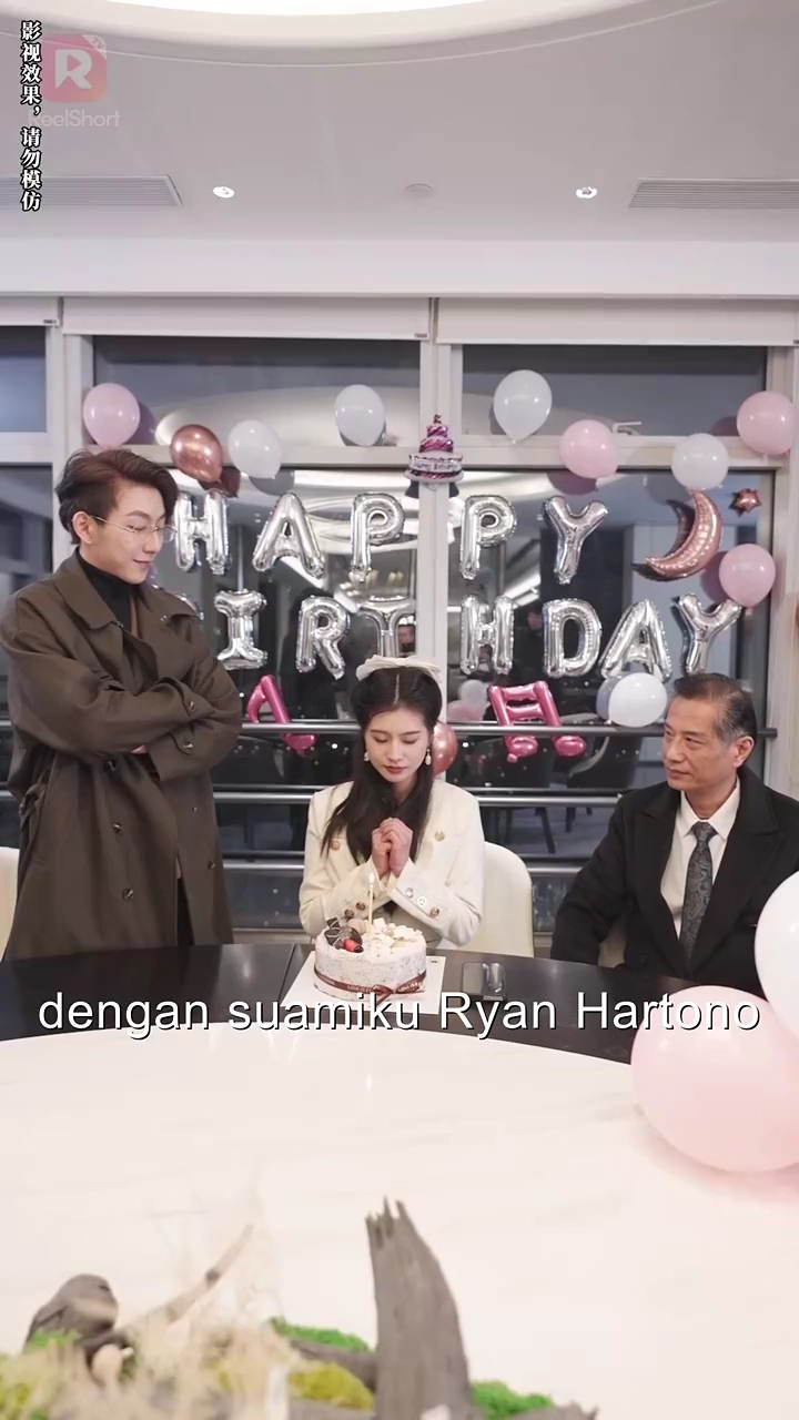 Setelah Cerai, Mantan Istriku Makin Cantik dan Memesonafoto