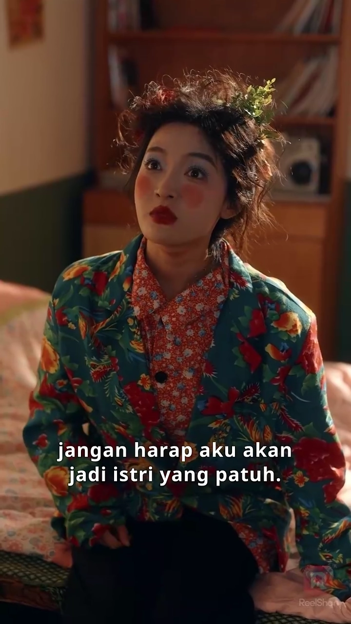 [Versi Dub] Desainer Top Jadi Ibu Tiri Galakfoto