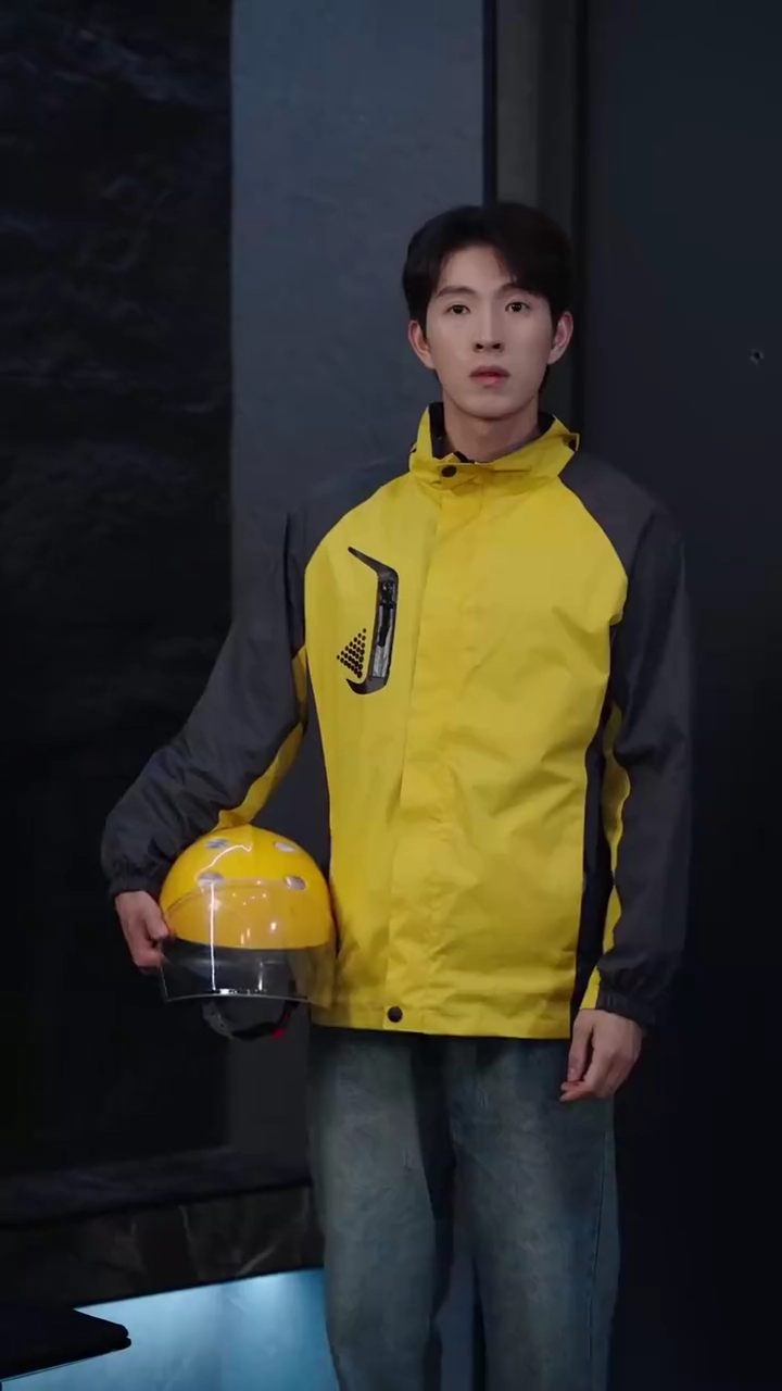 [Versi suara dubbing] Aku, Orang Besar!foto