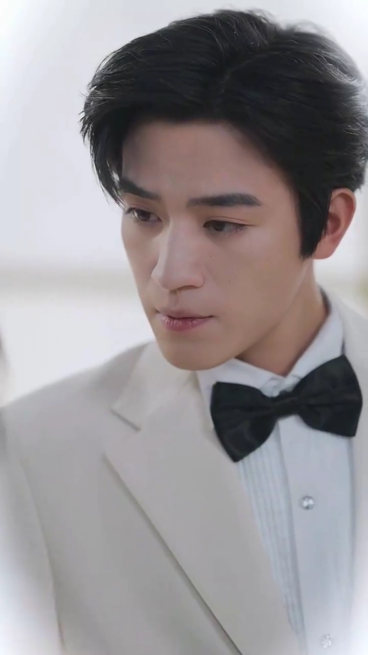 [Versi suara dubbing] Api yang Bertahanfoto