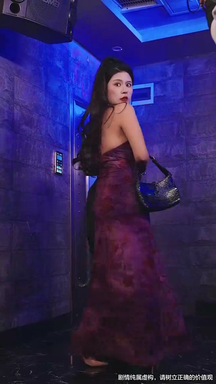 [Versi suara dubbing] Reborn: Melawan Ayah Kotor Kufoto