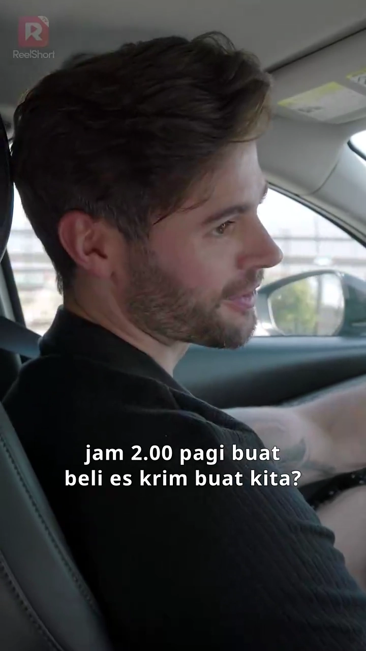 Terpenjara di Pelukan Mantanfoto