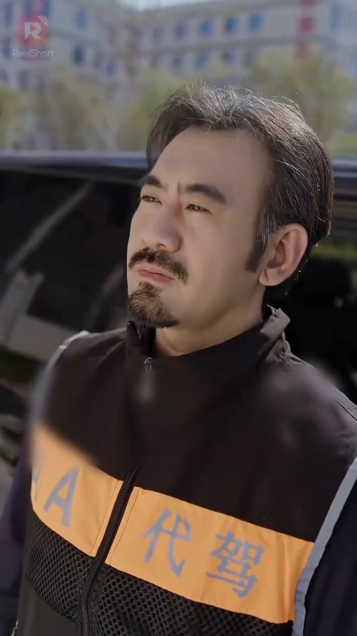 Ternyata Ayahku Kaya Rayafoto