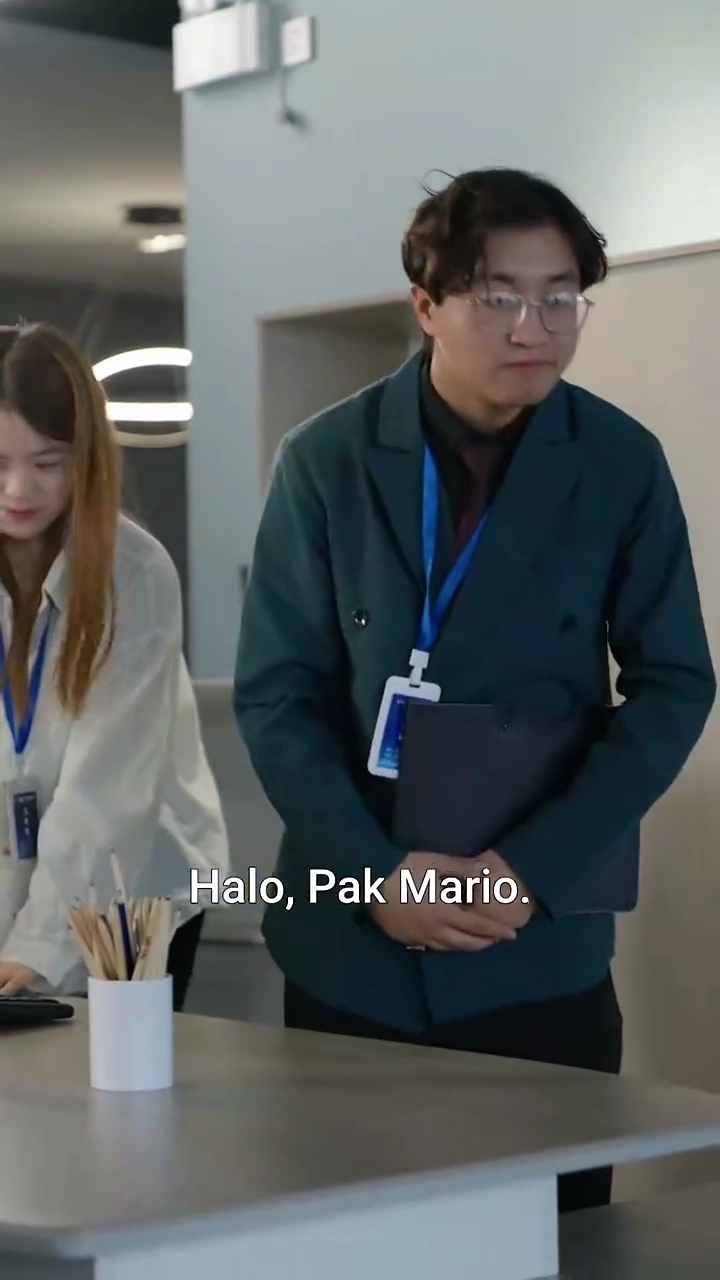 Apakah Aku Membuatmu Takut, Gadis?foto