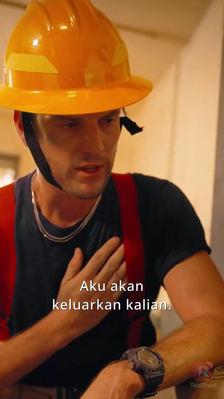 Mantan Suami Pemadam Kebakaran Saya Terbakar dalam Penyesalanfoto