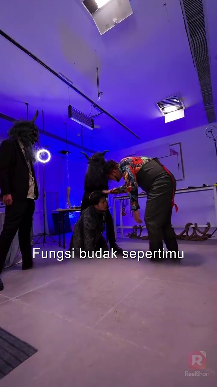 Kembali dari Nerakafoto