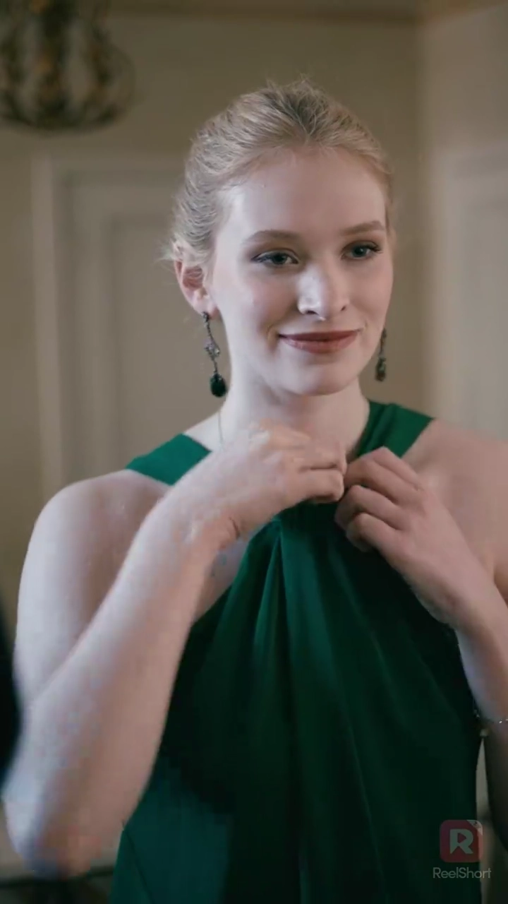 Ditakdirkan untuk Vampir Terlarangkufoto