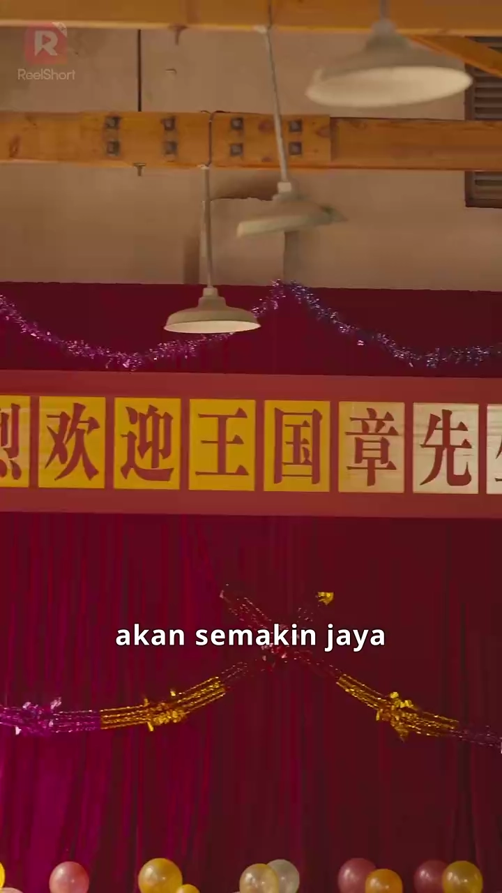 Lahir Kembali: Merobek Topengnyafoto