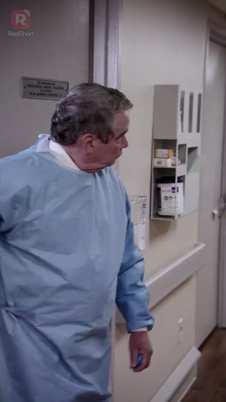 Kembalinya Suami Mafia Sayafoto